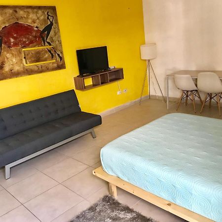 Jr Suite En Zona Residencial Linda Vista - Magnifica Ubicacion Y Tranquilidad. Monterrey Eksteriør bilde